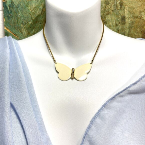 Butterfly Fairy Style Vintage C. Sebiri Signed Gold Tone Necklace Gift - Picture 1 of 9